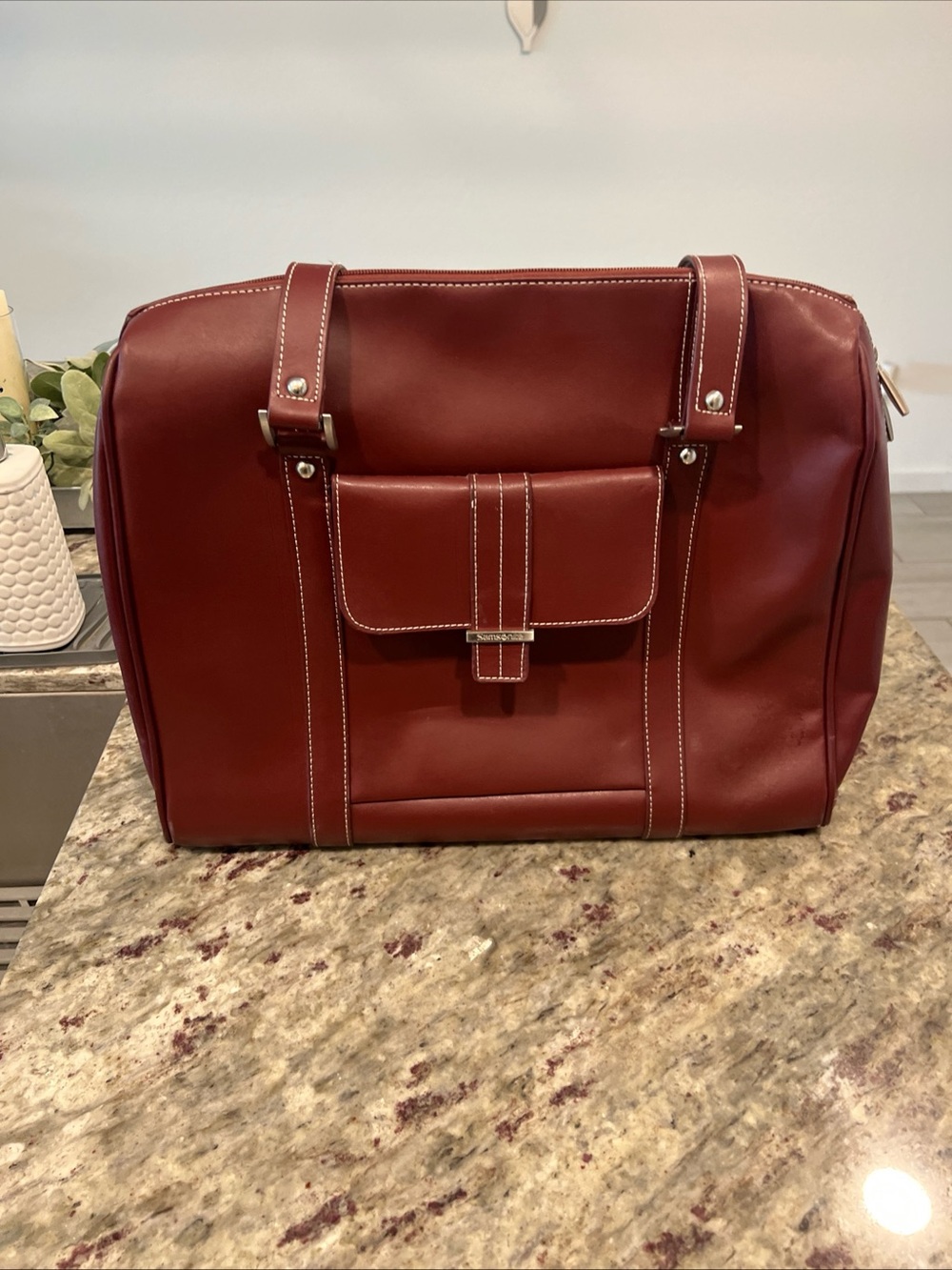 Vintage samsonite luggage/laptop bag -Burgundy
